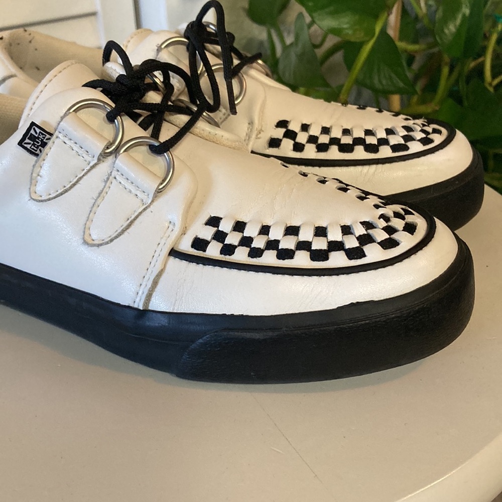 TUK Creeper Sneakers Woman’s size 5